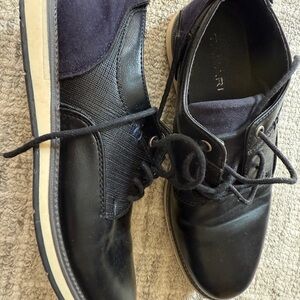 Tahari Black and Navy Kids Dress Shoes